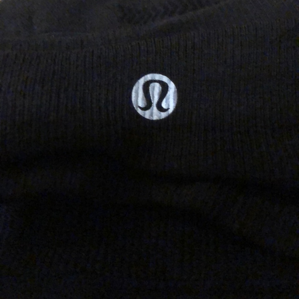 Lululemon Headwarmer - Picture 2 of 3